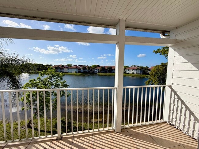 Building Photo - 273 Cypress Point Dr