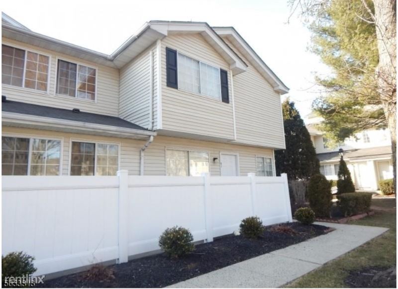 3 br, 1.5 bath Townhome 91 Cortland Ln Townhome Rentals in