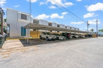 Building Photo - 928 Postoffice St