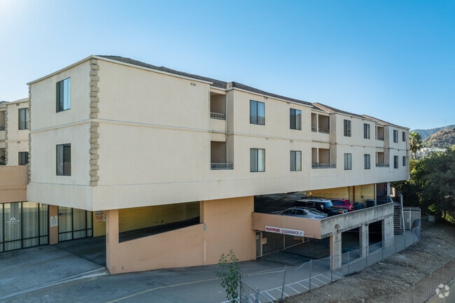 Alternate Building - Montrose
