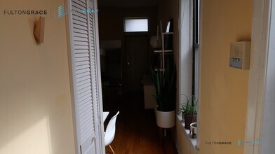 Building Photo - 1443 N Bosworth Ave