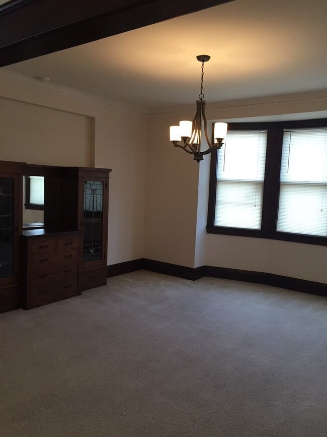 Interior Photo - Saxony Manor