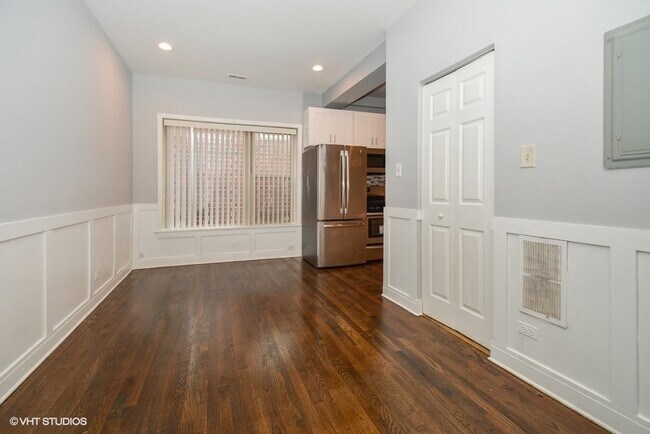 Foto del edificio - 4212 S King Dr