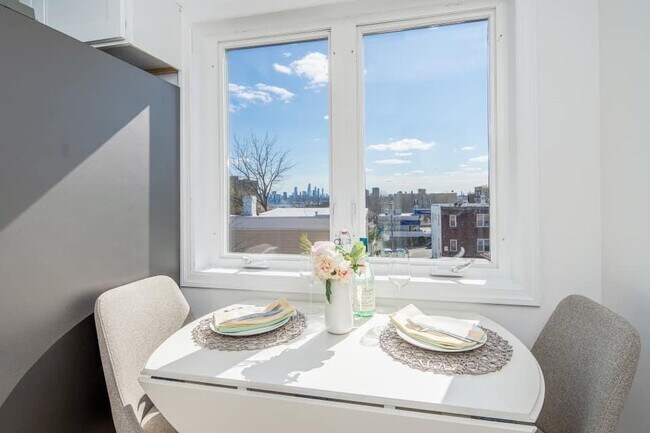 Foto del edificio - 314 Palisade Ave