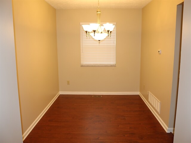 Building Photo - 8612 Oak Creek Dr