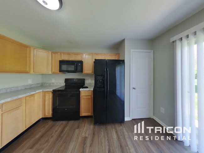 Building Photo - 7328 Mosaic Dr