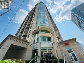 Building Photo - 234 Rideau St