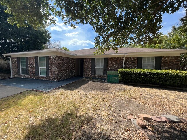 Building Photo - "Burleson Texas Homes for Rent"