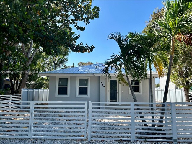 Building Photo - 730 Largo Rd