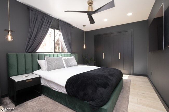 Building Photo - 20 Augusta Dr