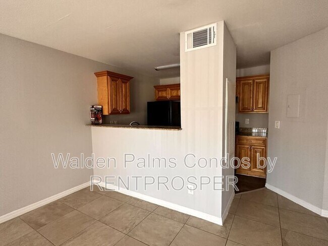 Building Photo - 4732 Walden Cir