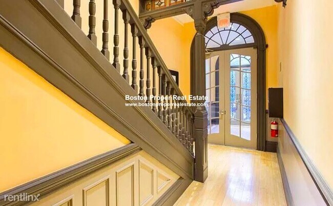 Foto del edificio - 254 Newbury St