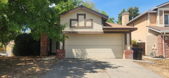 Foto del edificio - 6415 Canyon Creek Way