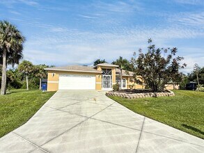 Building Photo - 2240 Safe Harbour Ct