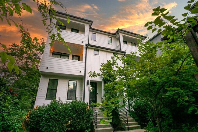 Building Photo - 111 N 9th St