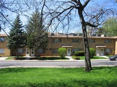Foto principal - 24390 Lake Shore Blvd