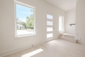 Building Photo - 4135 Mallow St
