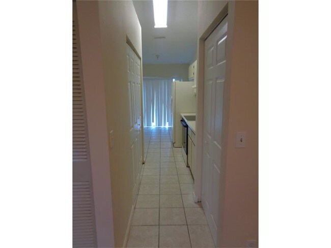 Foto del edificio - 7428 NW 34th St