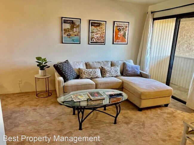 Foto del edificio - 1 br, 1 bath House - 675 N Los Felices Cir...