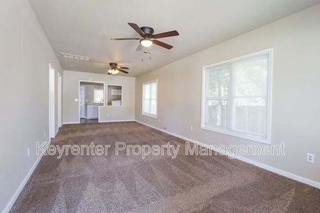 Building Photo - 512 S 55th W Ave