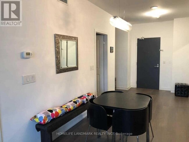 Building Photo - 105 George St