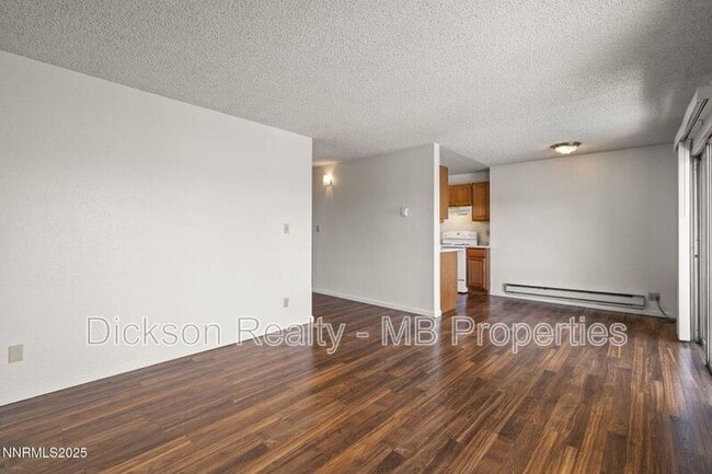 Building Photo - 3948 Clear Acre Ln