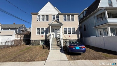 Building Photo - 113 Spring St