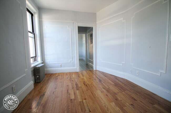 Building Photo - 53 Arlington Ave