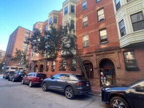 Building Photo - 15 Garrison St