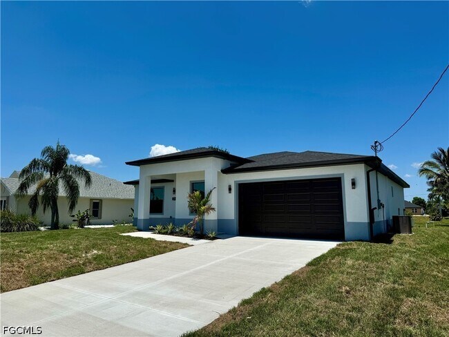 Foto del edificio - 1208 NW 25th Pl