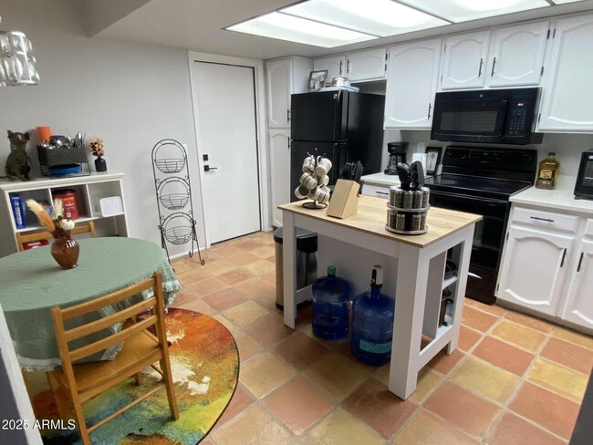 Foto del edificio - 9047 E Winchcomb Dr