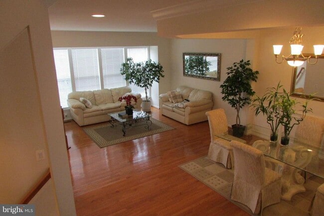 Foto del edificio - 5607 Faircloth Ct