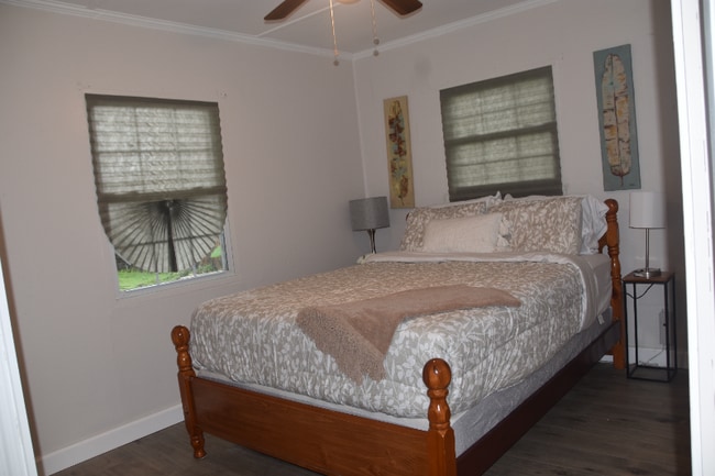 Building Photo - 37913 7th Ave