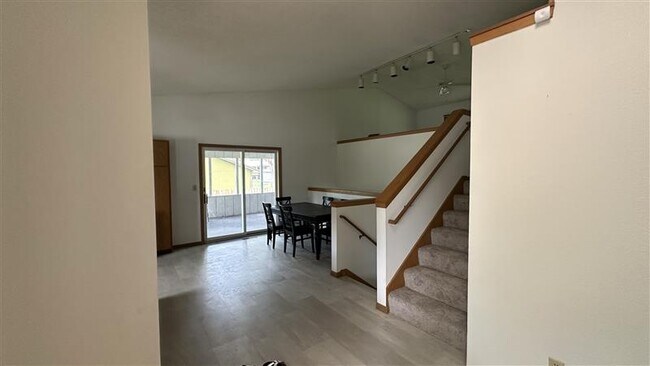 Foto del edificio - 1033 Sandusky Dr