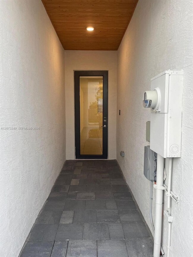 Foto del edificio - 10445 NW 81st Terrace
