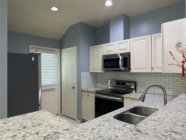 Foto del edificio - 12746 Wisteria Park Dr