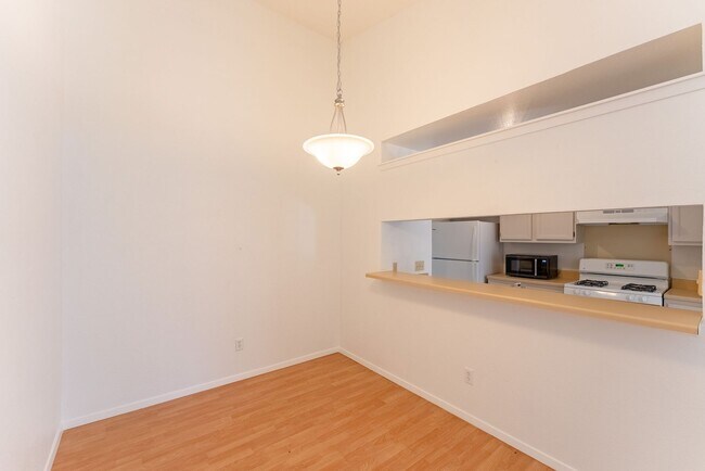 Foto del edificio - Discover Your Oasis: Unveiling a 2-Bedroom...