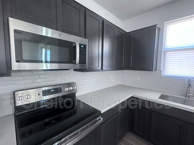Foto del edificio - 14360 W Alameda Dr
