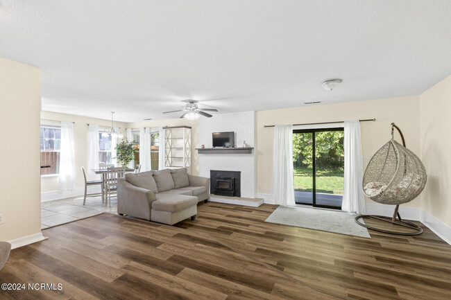 Building Photo - 2039 Hunters Ridge Dr