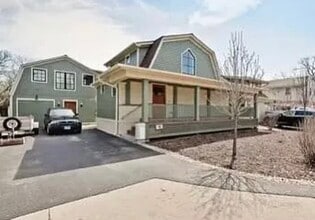 Building Photo - 916 Driscoll Ct