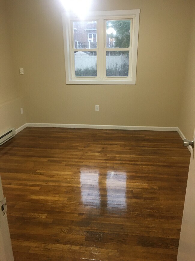 Foto del edificio - 111 Beechwood Pl