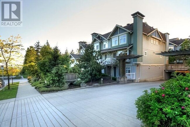 Photo du bâtiment - 7488-7488 Southwynde Ave