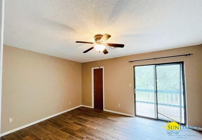 Foto del edificio - Great 2 Bedroom Townhouse in Fort Walton