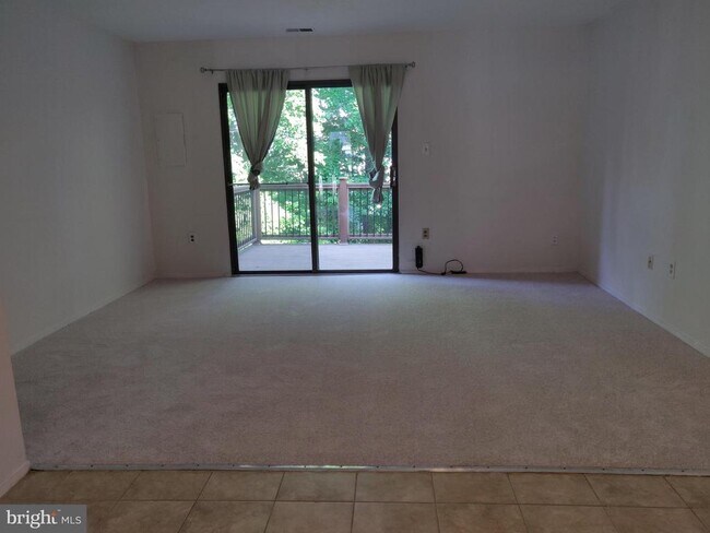 Foto del edificio - 15245 Coachman Terrace