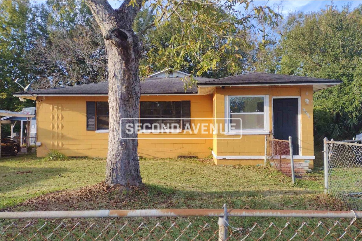 Primary Photo - 2727 W 45th ST