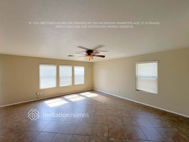 Foto del edificio - 6419 W Seldon Ln