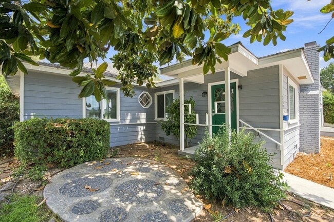 Building Photo - 259 Sturtevant Dr