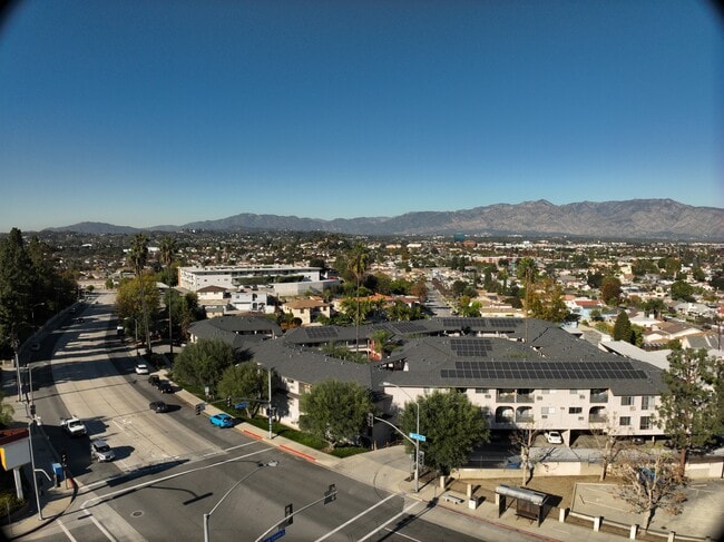 3D Exterior - Luxe 1801