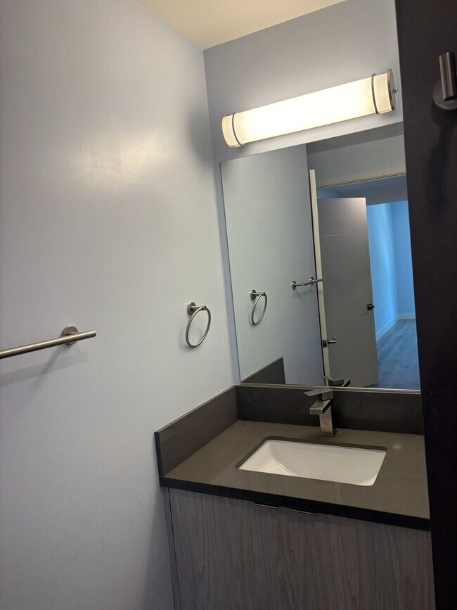 Foto del edificio - 10739 Kling St