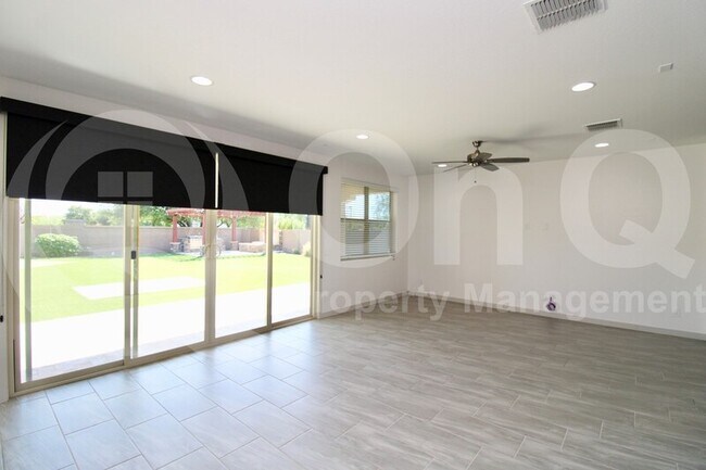Building Photo - 4085 S Quinn Ave
